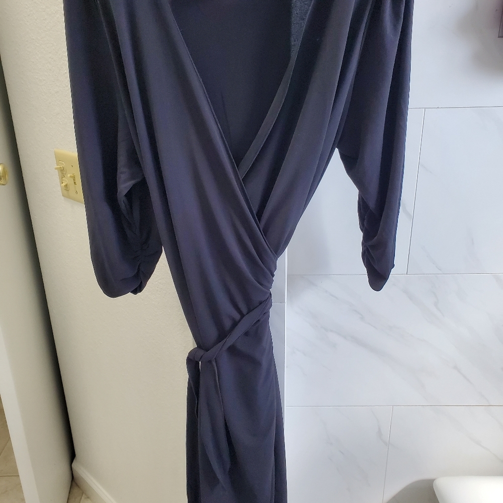 Size 3X Wrap black dress. 10$